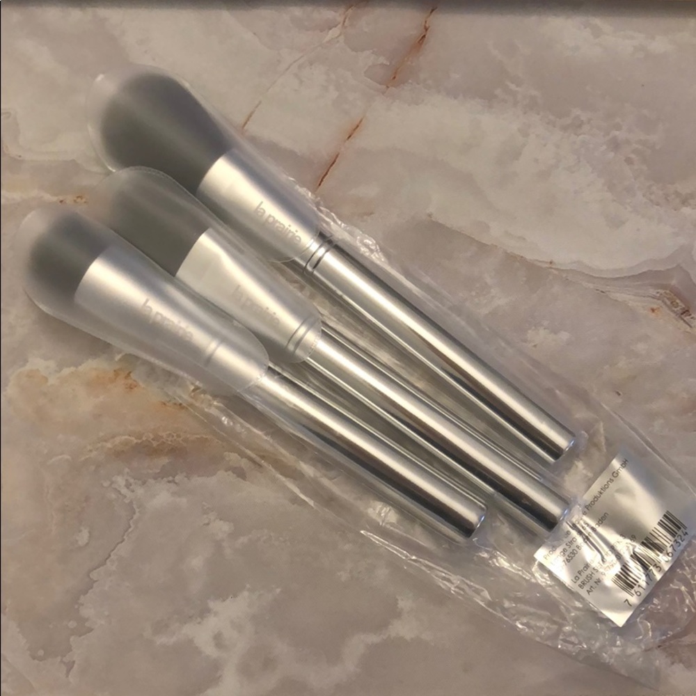 La Prairie 3 makeup brushes set